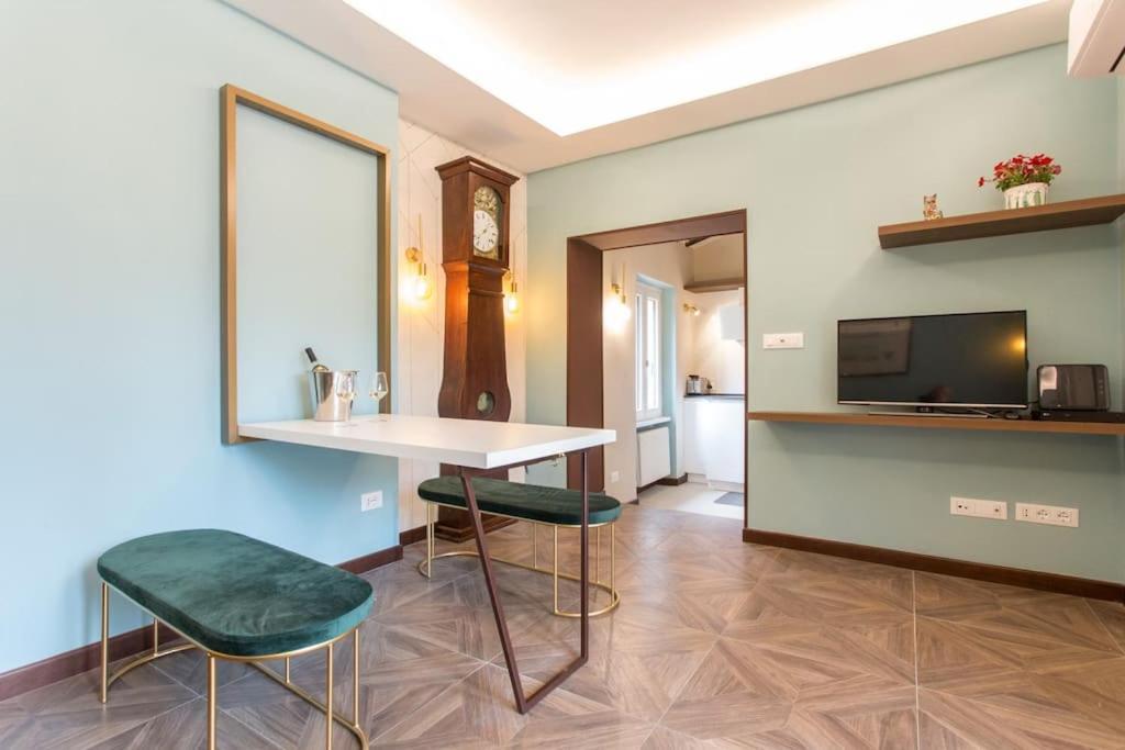 Frangipane 31 Monti Terrace Lägenhet Rom Exteriör bild