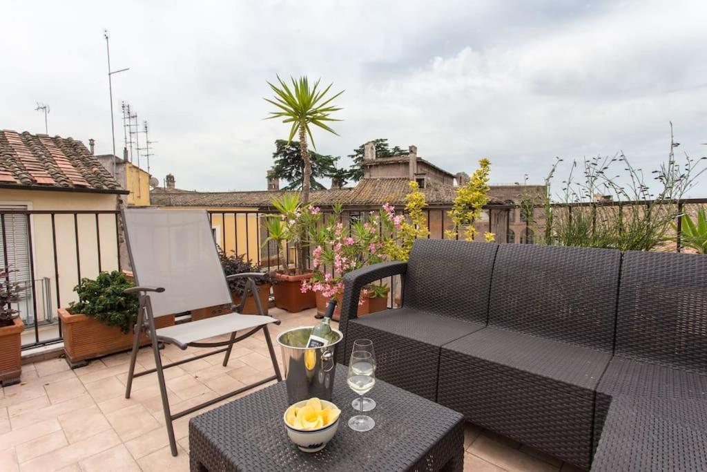 Frangipane 31 Monti Terrace Lägenhet Rom Exteriör bild