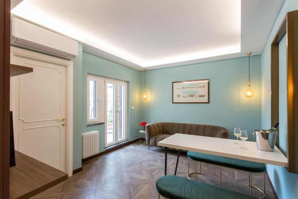 Frangipane 31 Monti Terrace Lägenhet Rom Exteriör bild